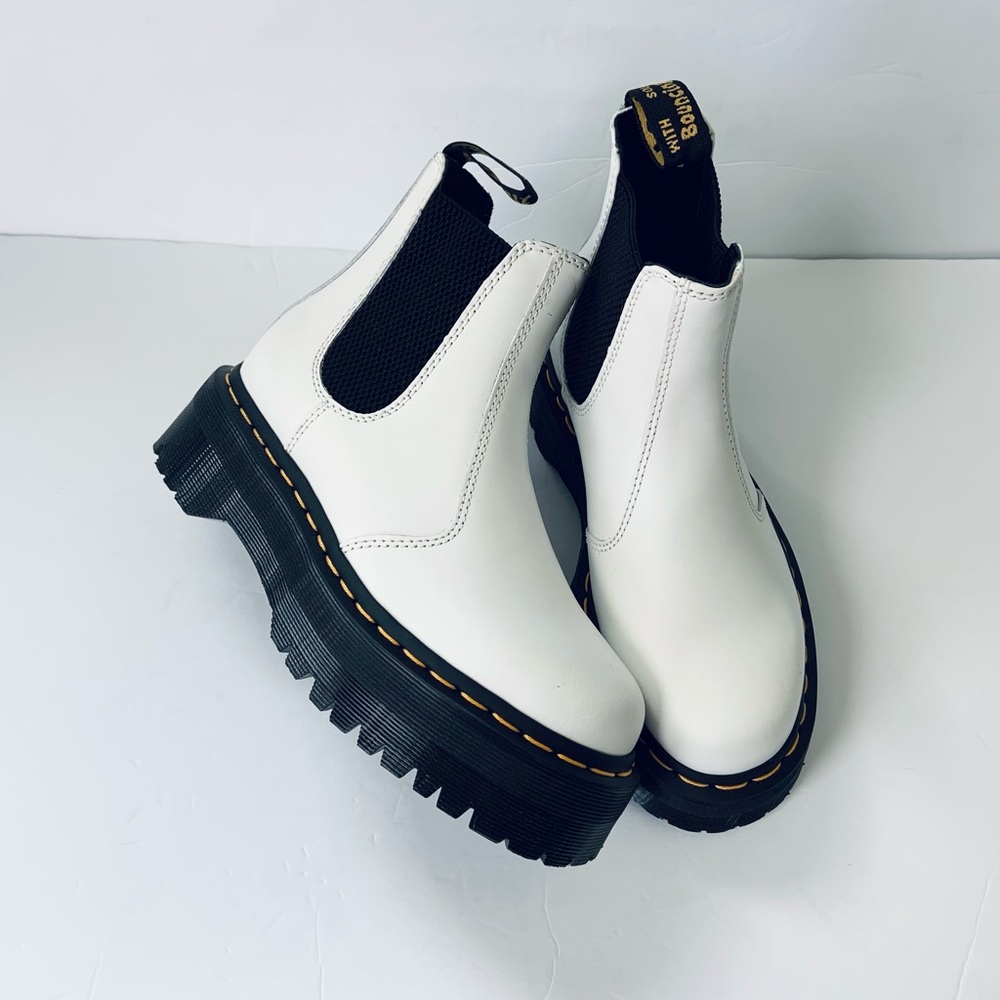 Dr. Martens 2976 Quad Platform Leather Chelsea Ankle Boots in White